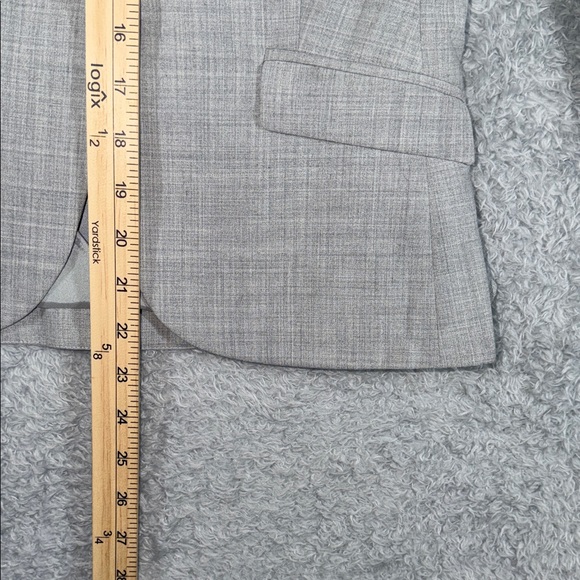 Express Women's Blazer in Soft Gray - Picture 9 of 11